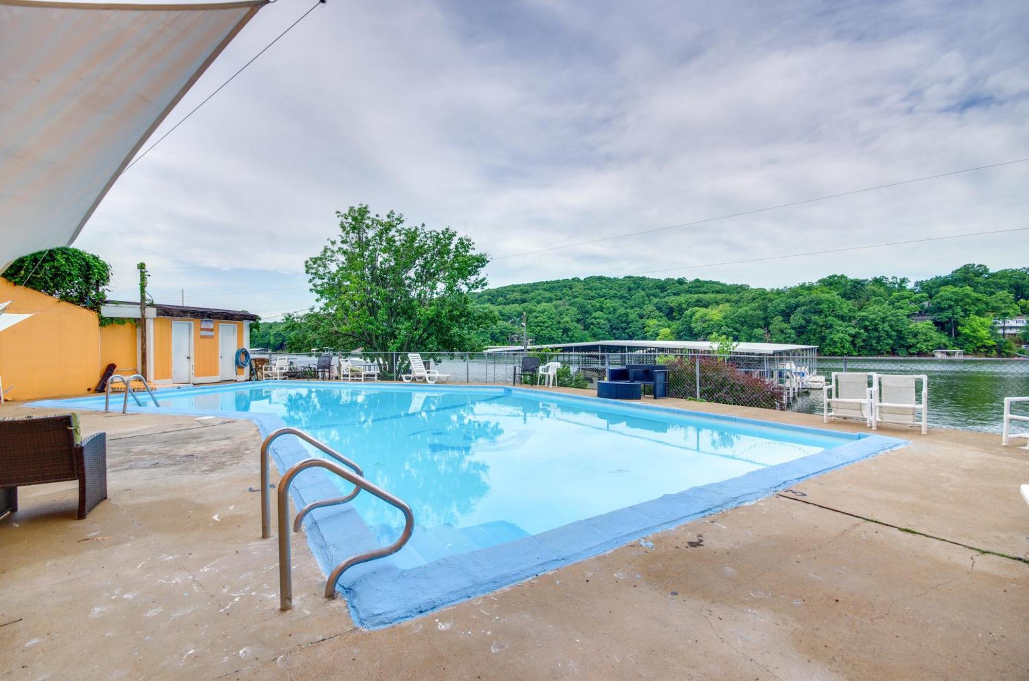Cozy Lake Ozark Condo Rental With Grill, Pool Access Exterior foto