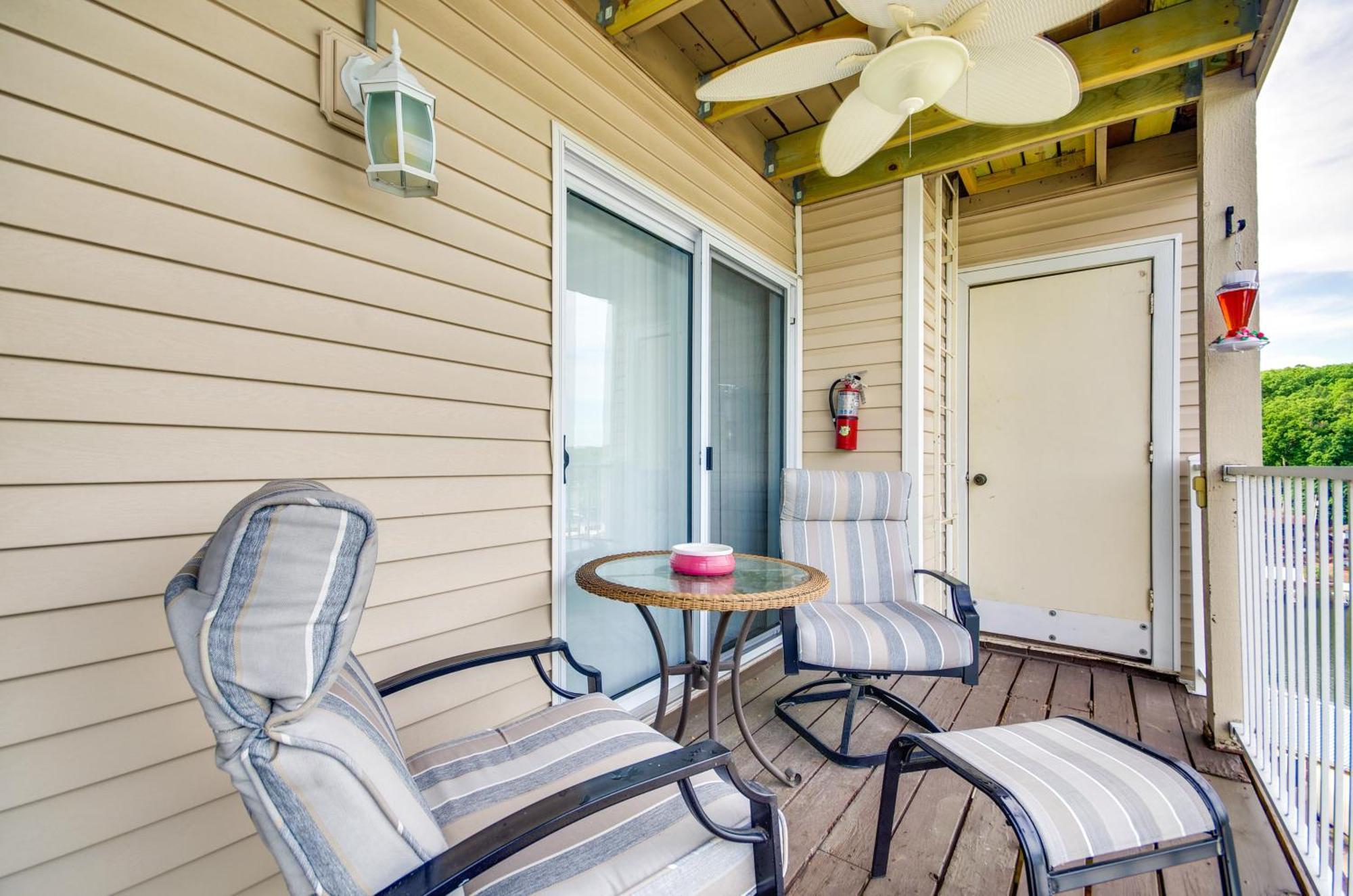 Cozy Lake Ozark Condo Rental With Grill, Pool Access Exterior foto